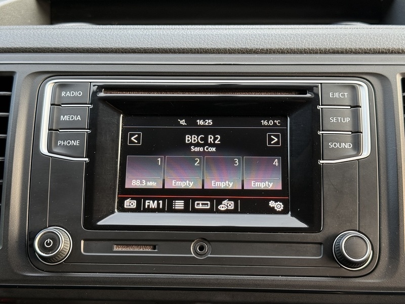 Used Volkswagen Transporter 2018 for sale - 77735183: Photo 16