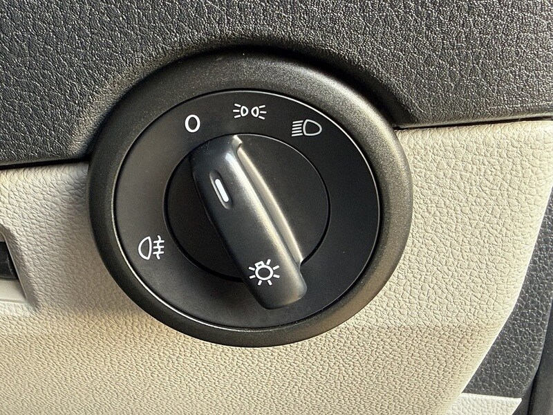 Used Volkswagen Transporter 2018 for sale - 77735183: Photo 20