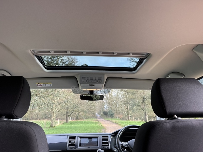 Used Volkswagen Transporter for sale - 78107318: Photo 16