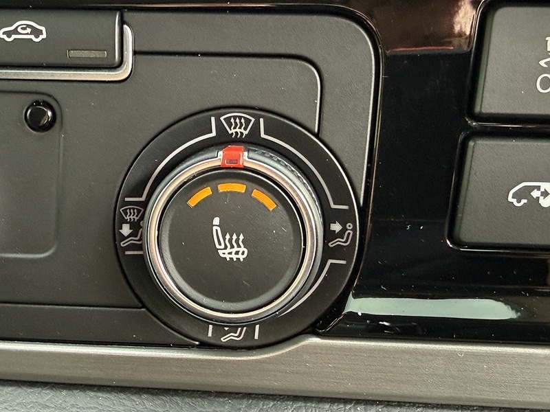 Used Volkswagen Transporter for sale - 78107318: Photo 30