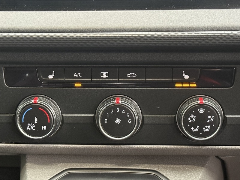 Used Volkswagen Transporter 2020 for sale - 77213111: Photo 21