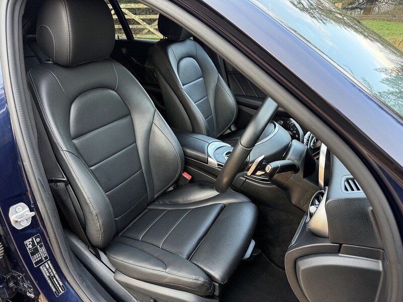 Used Mercedes-Benz C Class 2018 for sale - 77805778: Photo 12