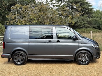 Used Volkswagen Transporter 2016 for sale - 79630106: Photo