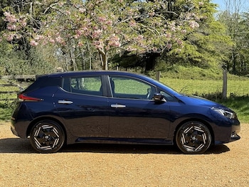 Used Nissan Leaf 2022 for sale - 78354257: Photo