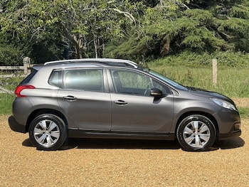 Used Peugeot 2008 2016 for sale - 78971466: Photo