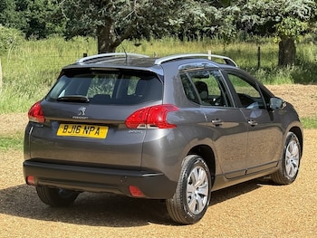 Used Peugeot 2008 2016 for sale - 78971466: Photo