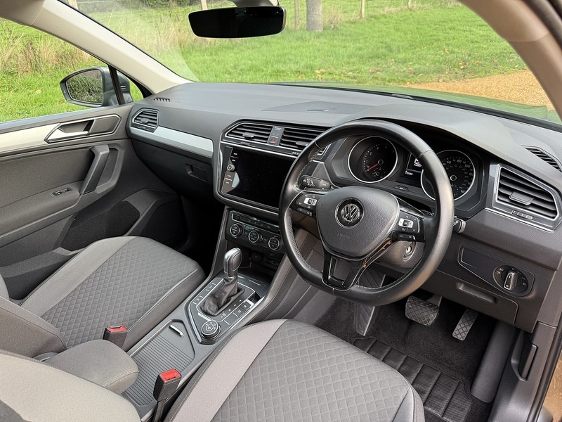 Used Volkswagen Tiguan 2018 for sale - 76396576: Photo 11