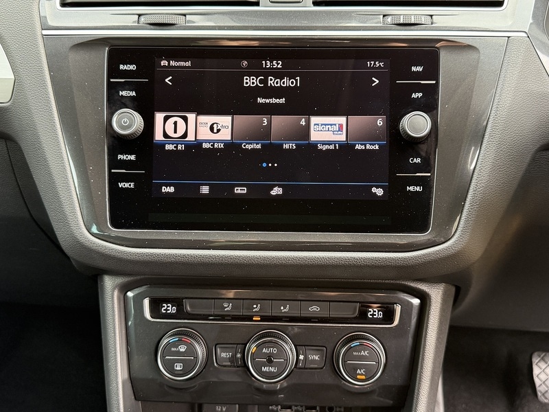 Used Volkswagen Tiguan 2018 for sale - 76396576: Photo 16