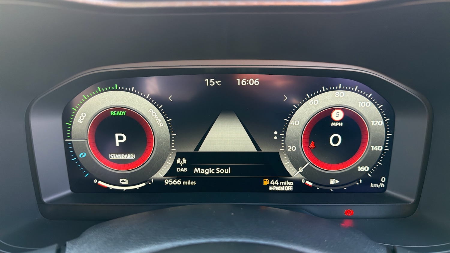 Used Nissan Juke 2024 for sale - 77728955: Photo 18