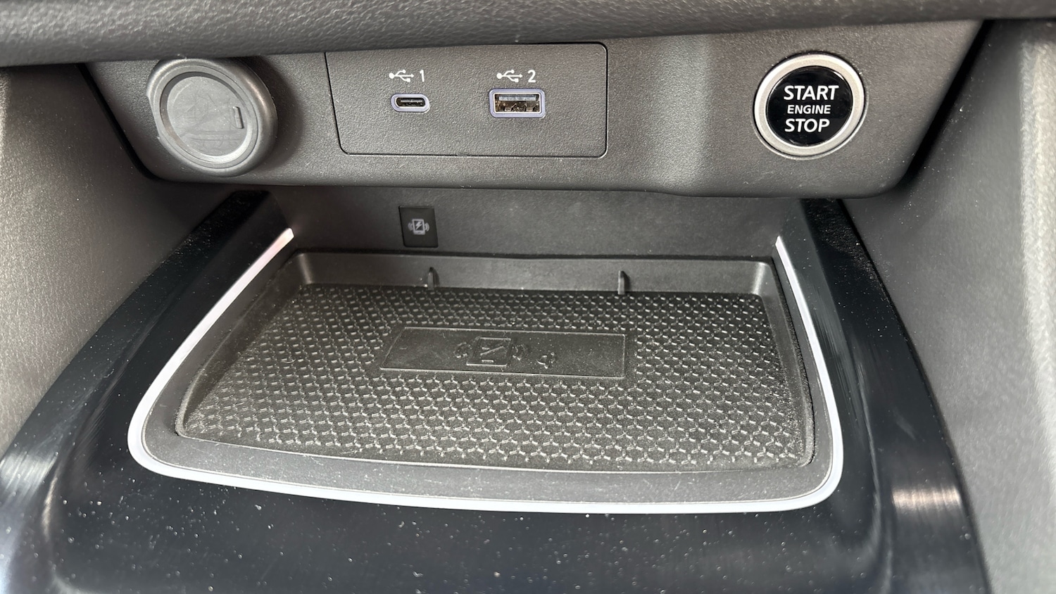 Used Nissan X-Trail 2023 for sale - 76102787: Photo 40