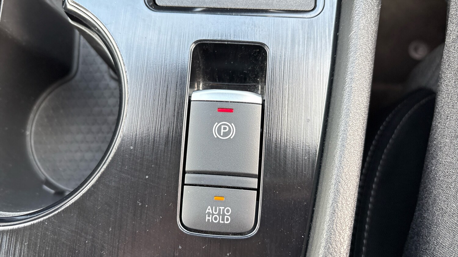 Used Nissan X-Trail 2023 for sale - 76102787: Photo 42
