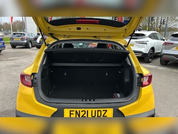 Used Kia Stonic 2021 for sale - 77964764: Photo