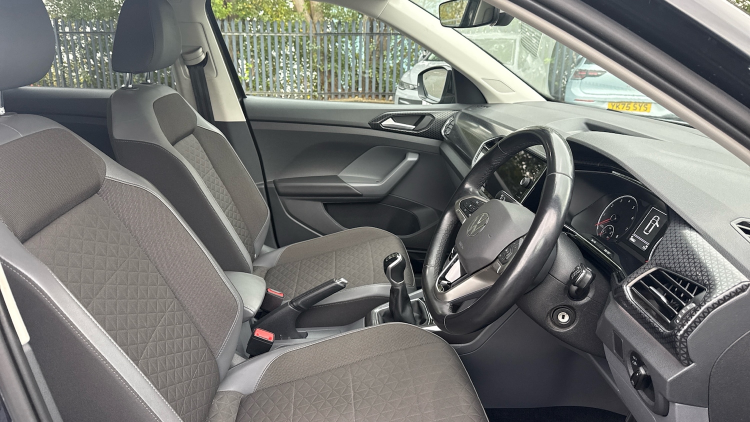 Used Volkswagen T-Cross 2021 for sale - 77324352: Photo 15