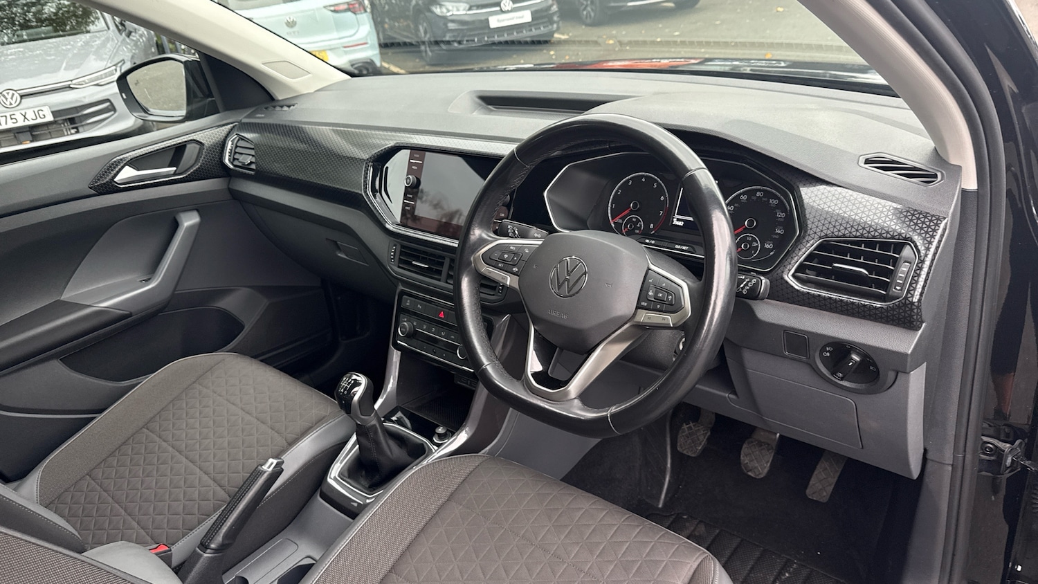 Used Volkswagen T-Cross 2021 for sale - 77324352: Photo 6