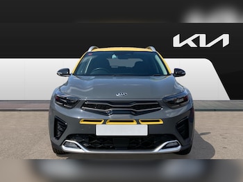 Used Kia Stonic 2021 for sale - 75788952: Photo
