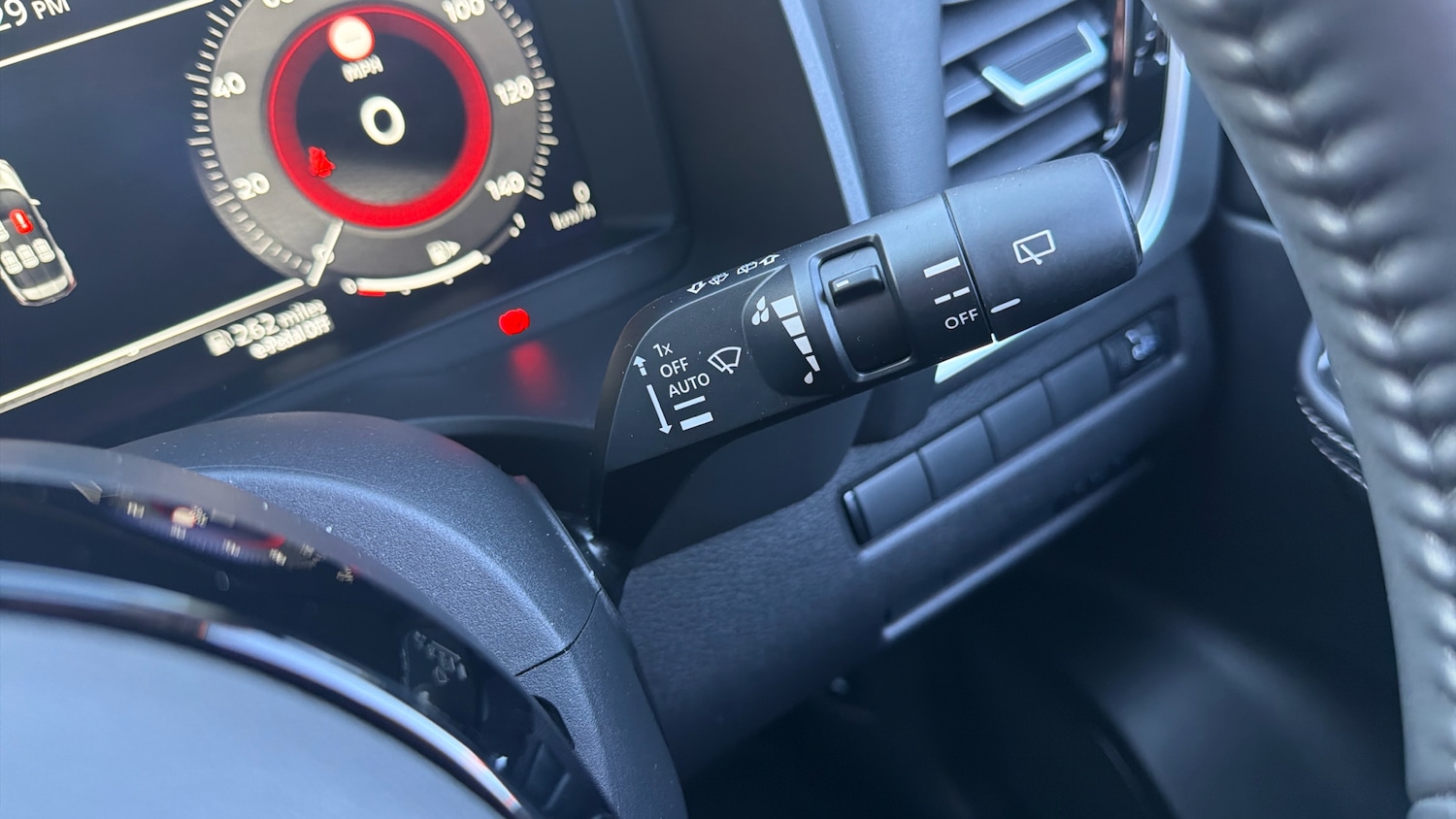 Used Nissan X-Trail 2024 for sale - 77997508: Photo 32