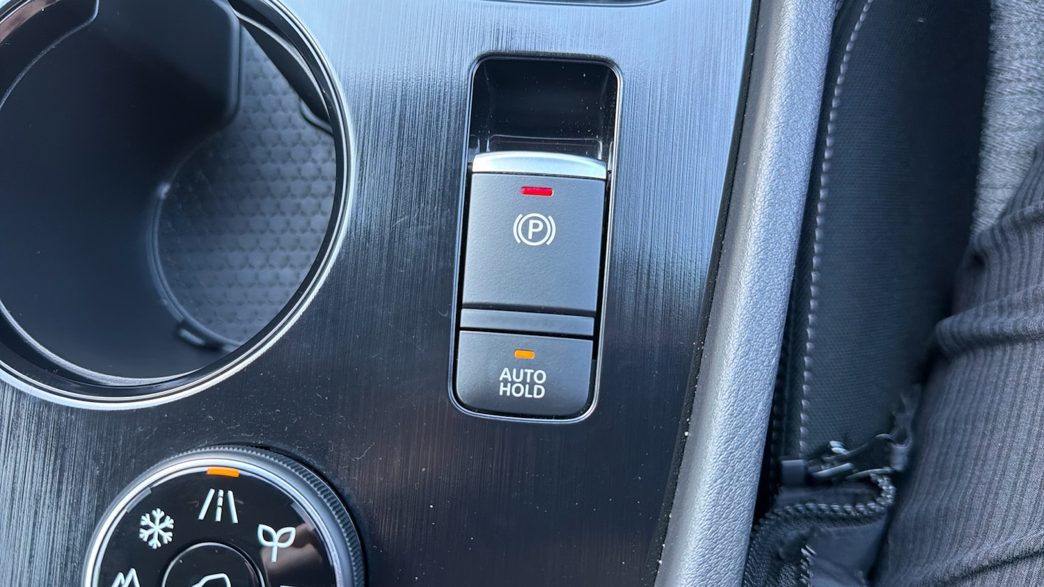 Used Nissan X-Trail 2024 for sale - 77997508: Photo 38