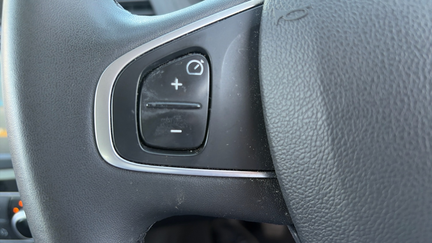 Used Renault Captur 2020 for sale - 78197293: Photo 24