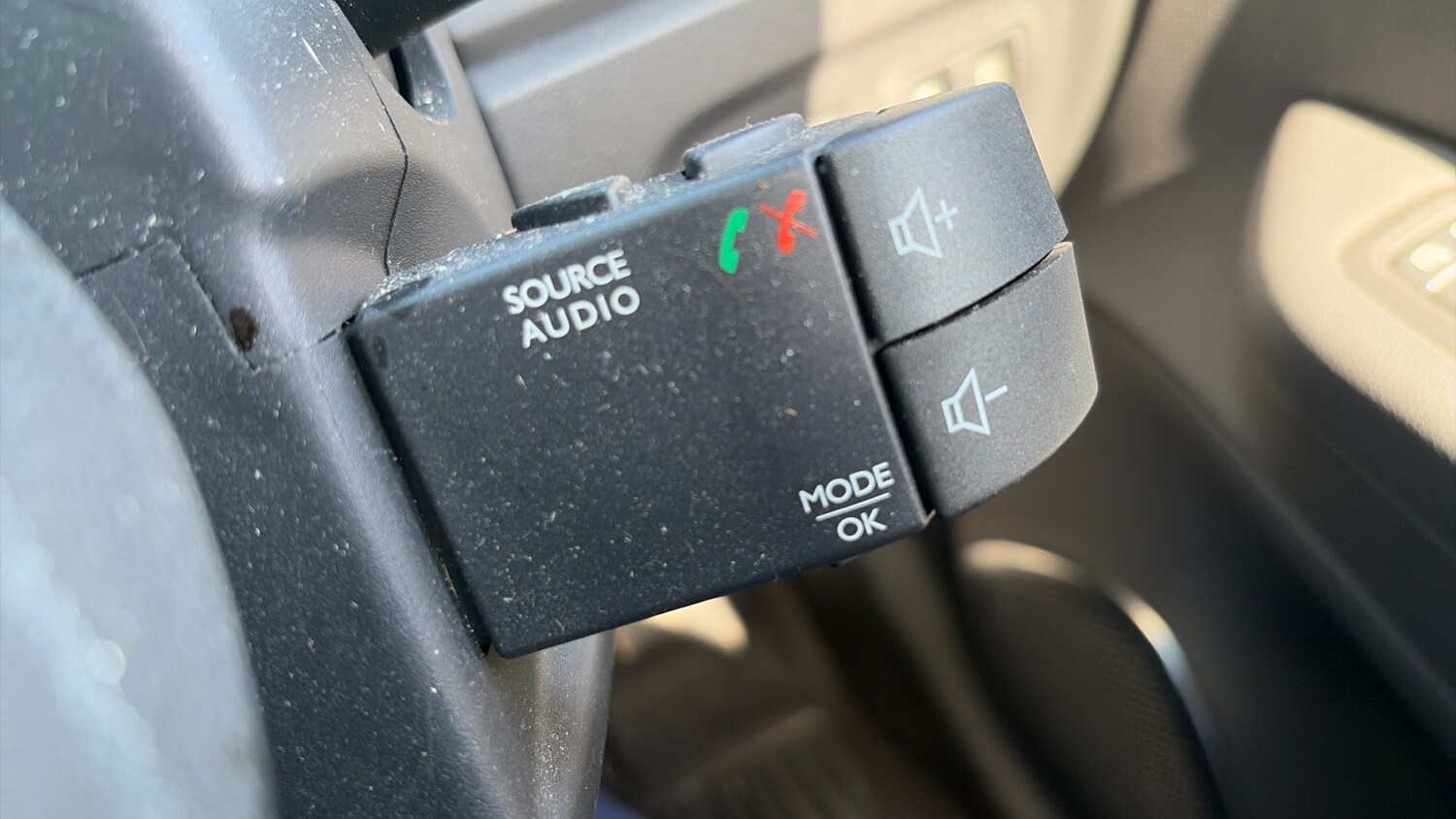 Used Renault Captur 2020 for sale - 78197293: Photo 28