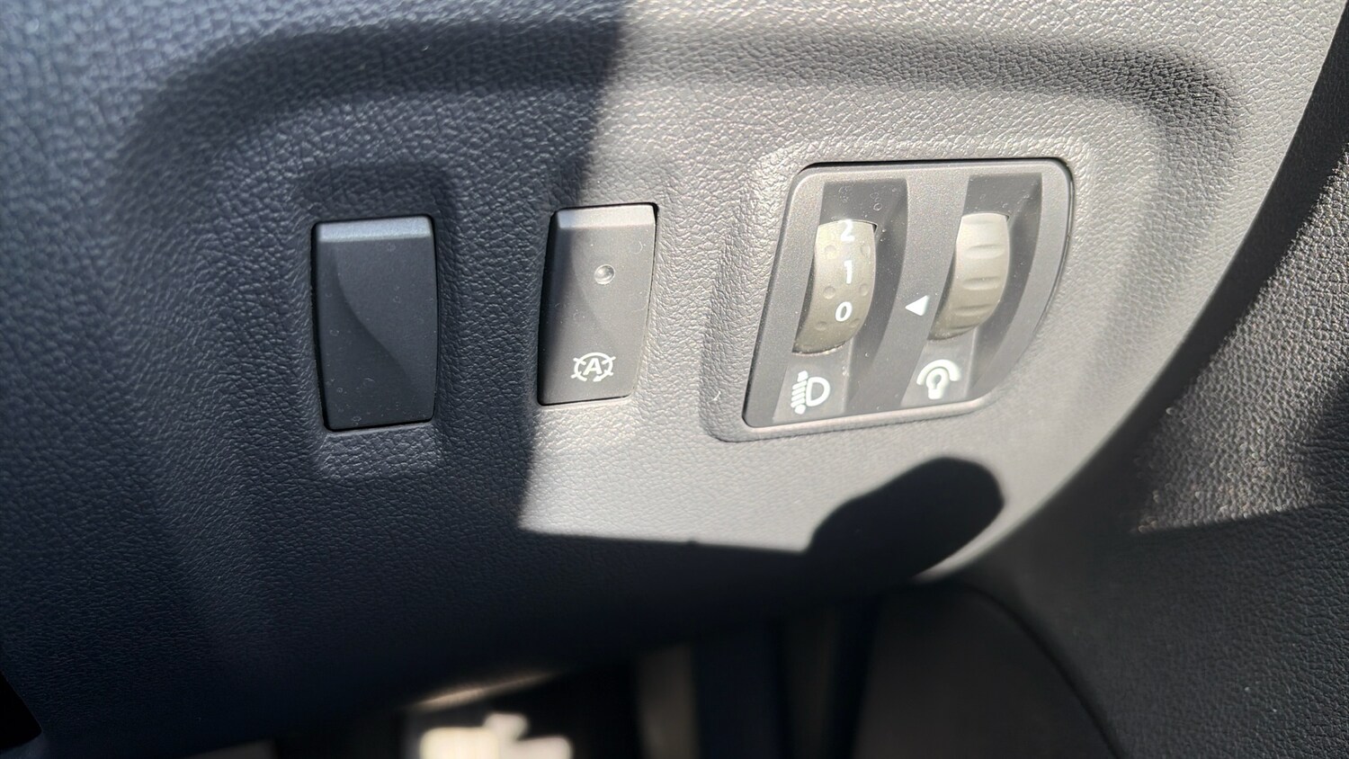 Used Renault Captur 2020 for sale - 78197293: Photo 30