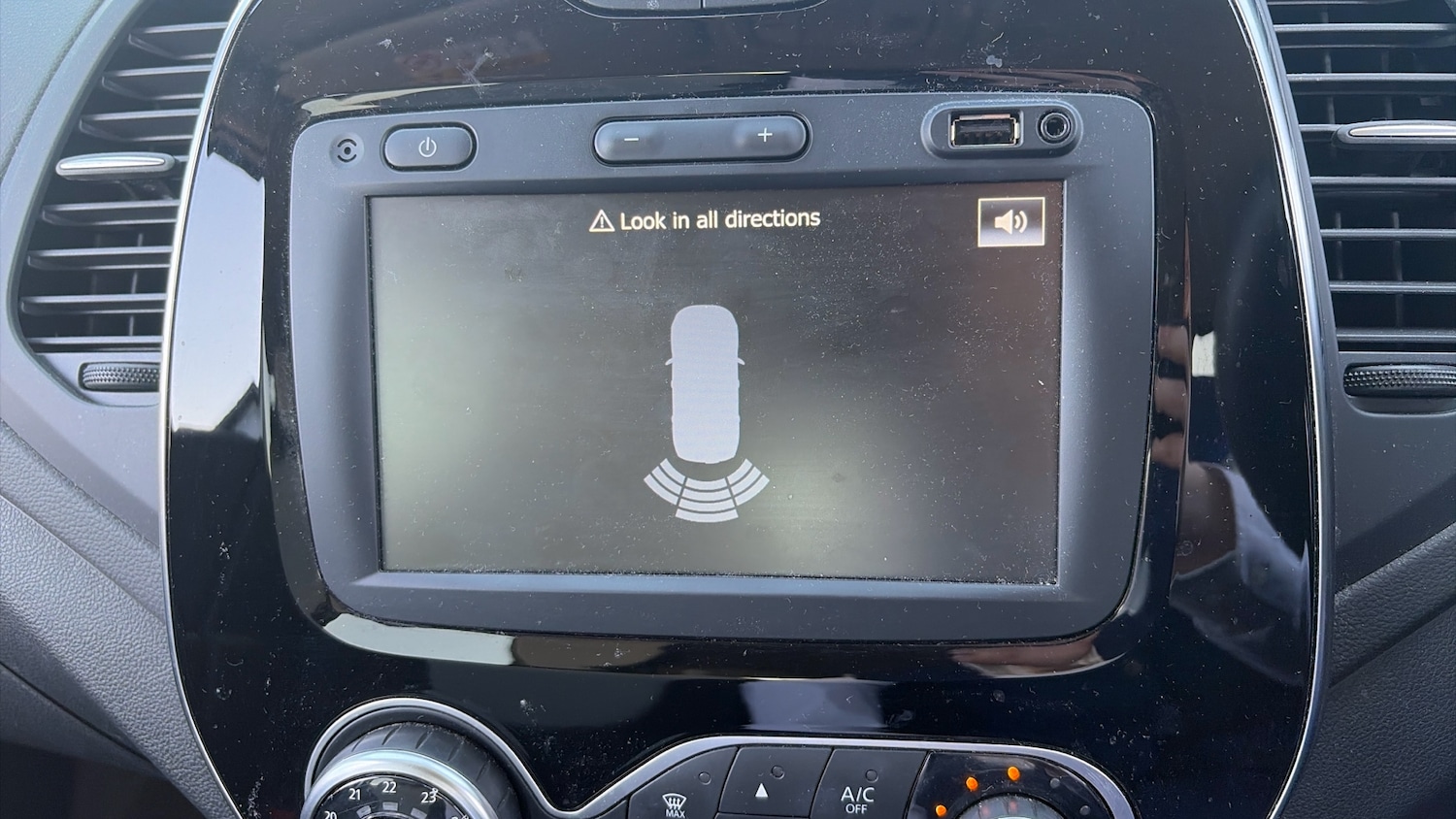 Used Renault Captur 2020 for sale - 78197293: Photo 33