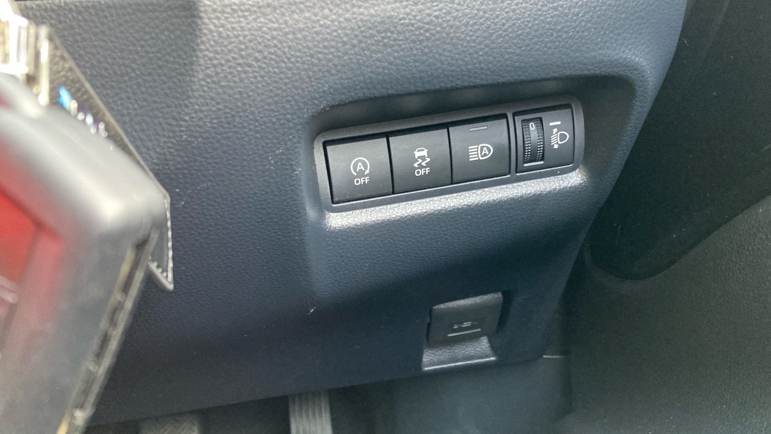 Used Toyota Aygo X 2023 for sale - 77435604: Photo 24