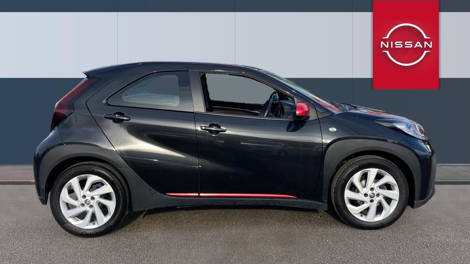Used Toyota Aygo X 2023 for sale - 77435604: Photo 5