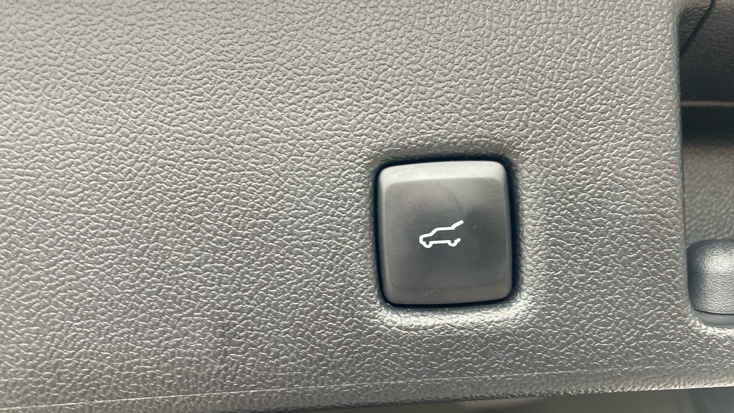 Used Ford Kuga 2022 for sale - 76467889: Photo 22