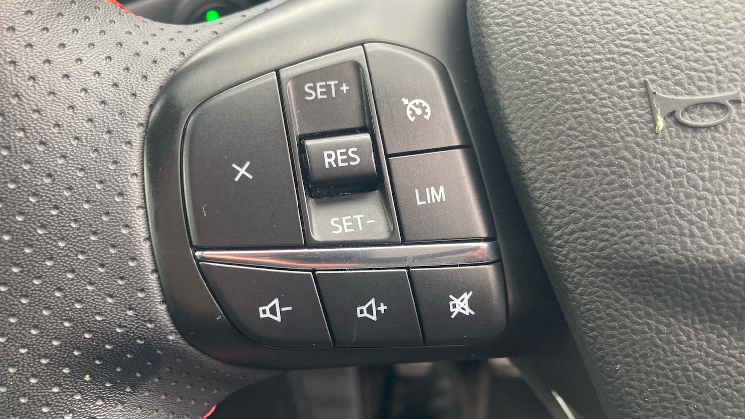 Used Ford Kuga 2022 for sale - 76467889: Photo 32