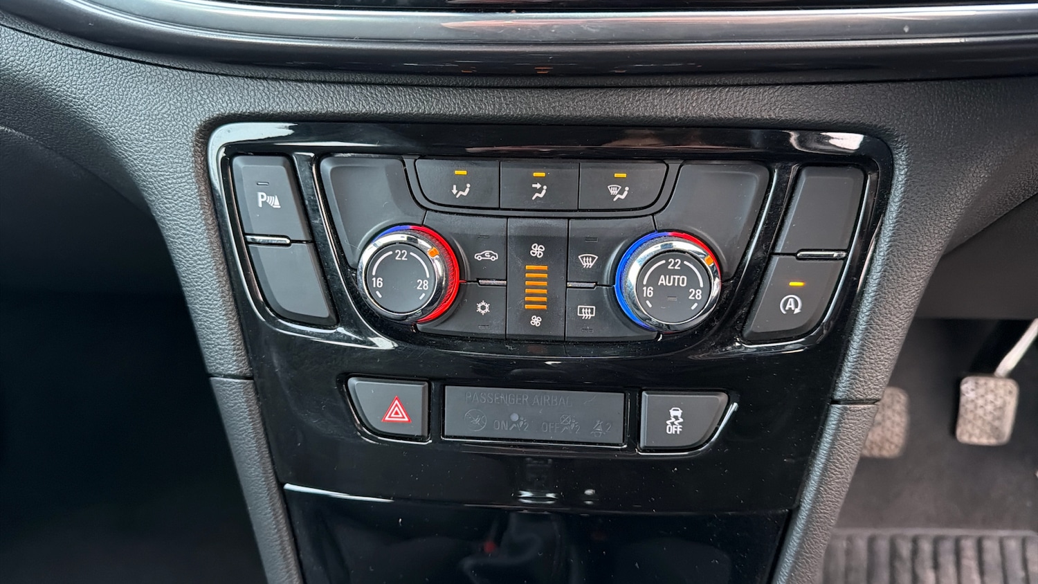 Used Vauxhall Mokka X 2018 for sale - 77606336: Photo 30
