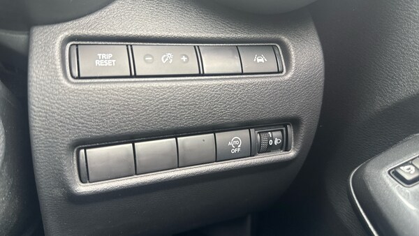 Used Nissan Juke 2021 for sale - 76206606: Photo 32