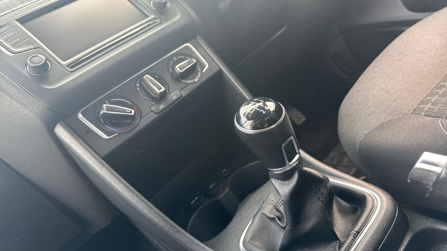 Used Volkswagen Polo 2016 for sale - 76764085: Photo 13