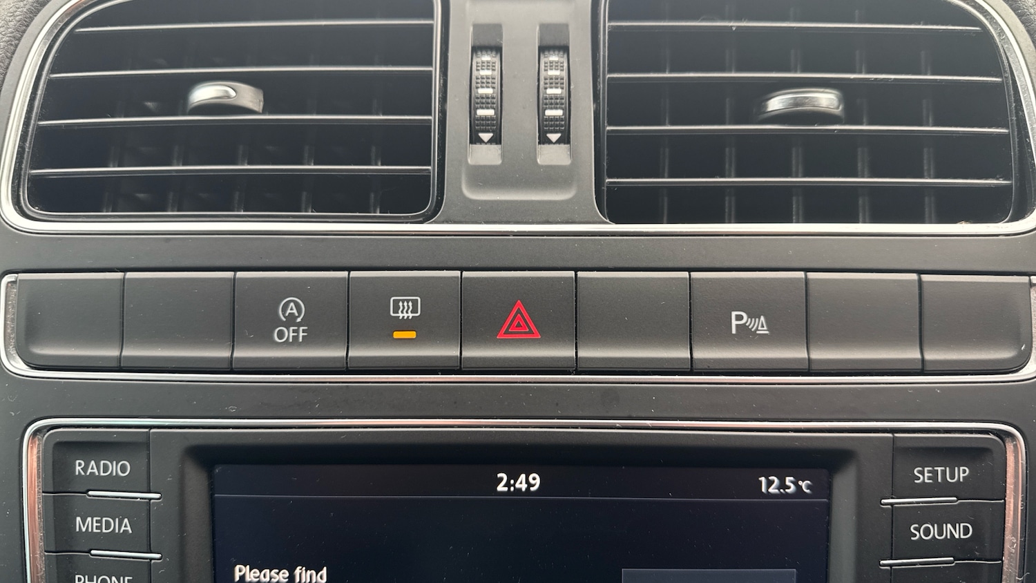 Used Volkswagen Polo 2016 for sale - 76764085: Photo 32