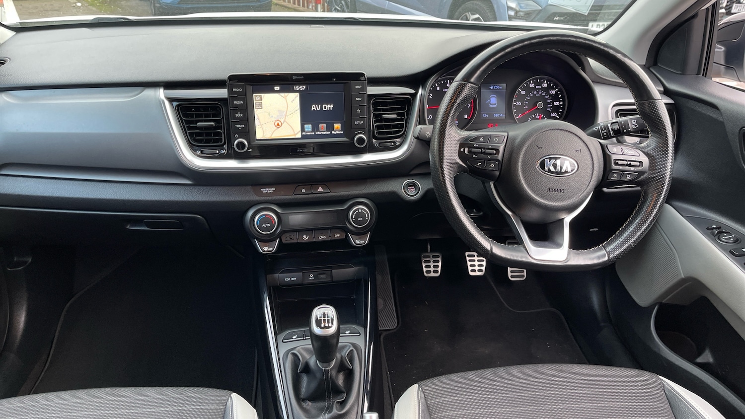 Used Kia Stonic 2018 for sale - 77983894: Photo 10