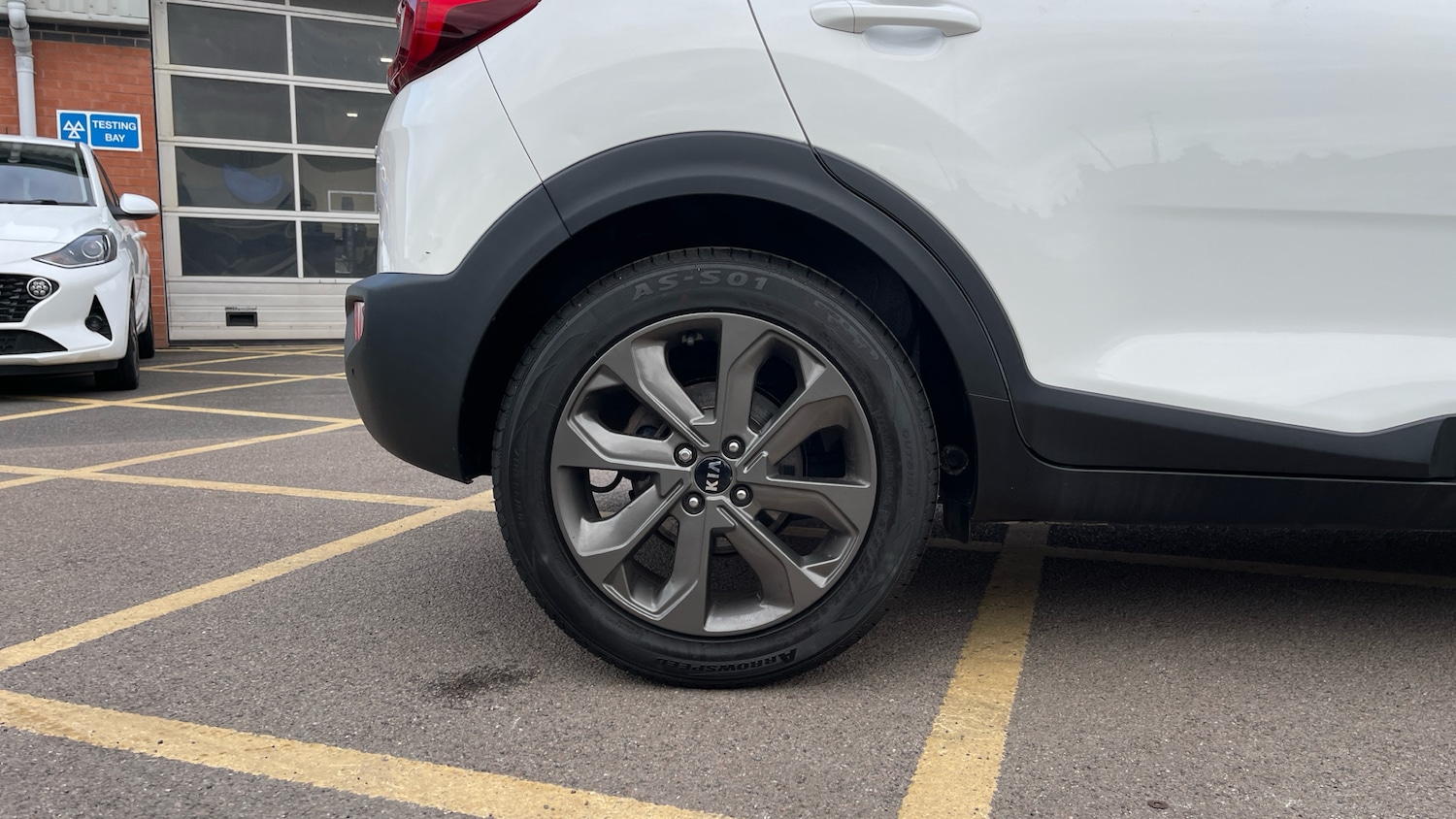 Used Kia Stonic 2018 for sale - 77983894: Photo 7