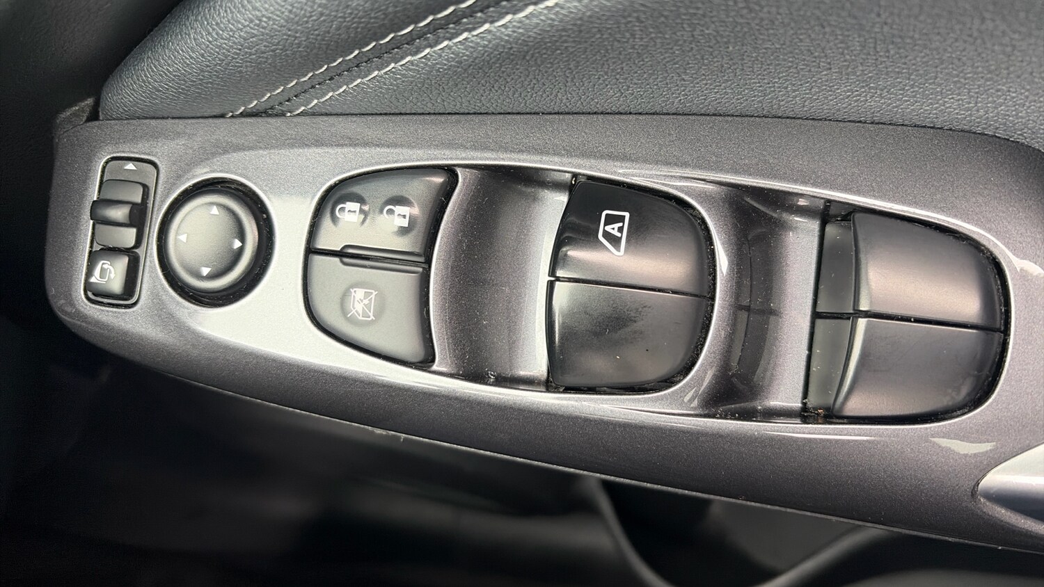 Used Nissan Juke 2021 for sale - 76366840: Photo 37