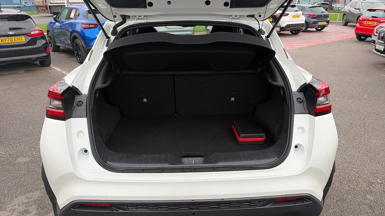 Used Nissan Juke 2021 for sale - 76366840: Photo 4