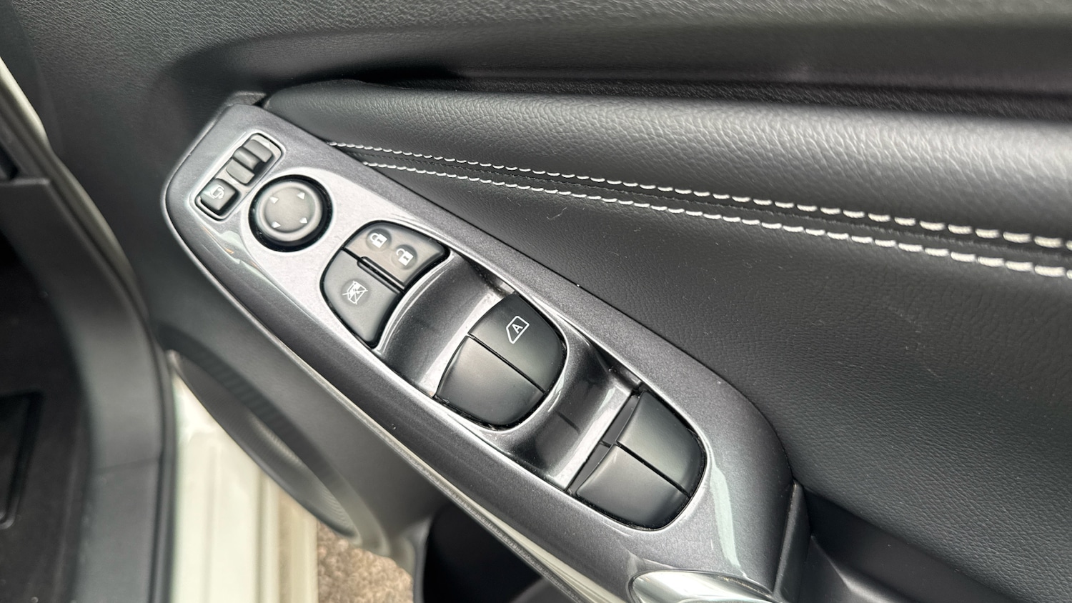 Used Nissan Juke 2022 for sale - 76079689: Photo 33