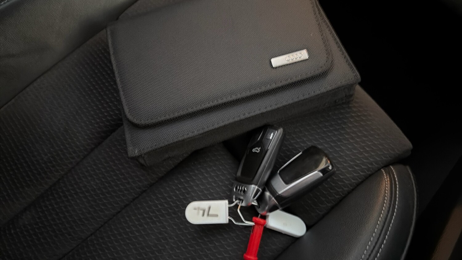 Used Audi A4 2017 for sale - 76638540: Photo 19