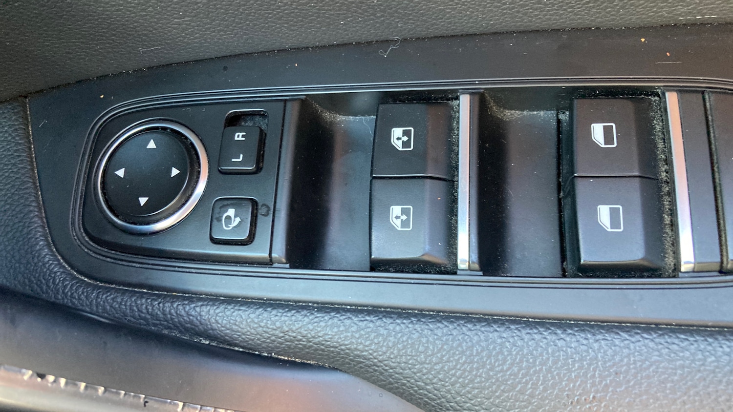 Vehicle 27
