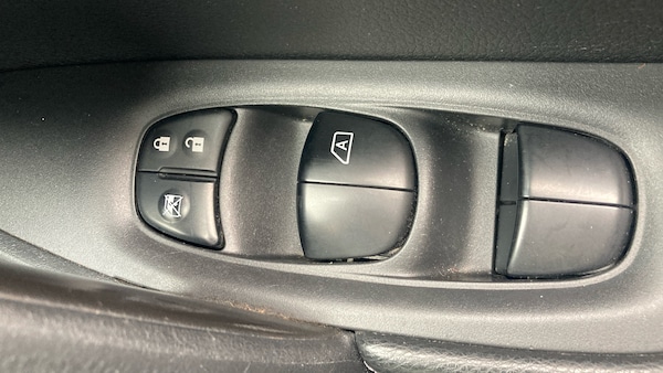 Used Nissan X-Trail 2016 for sale - 76205921: Photo 30