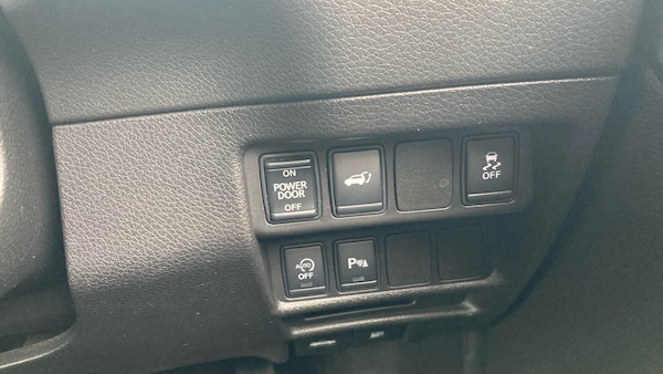 Used Nissan X-Trail 2016 for sale - 76205921: Photo 32