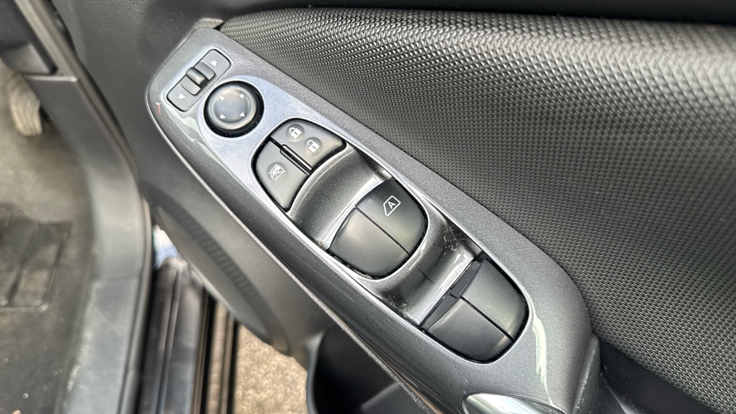 Used Nissan Juke 2023 for sale - 76079687: Photo 27
