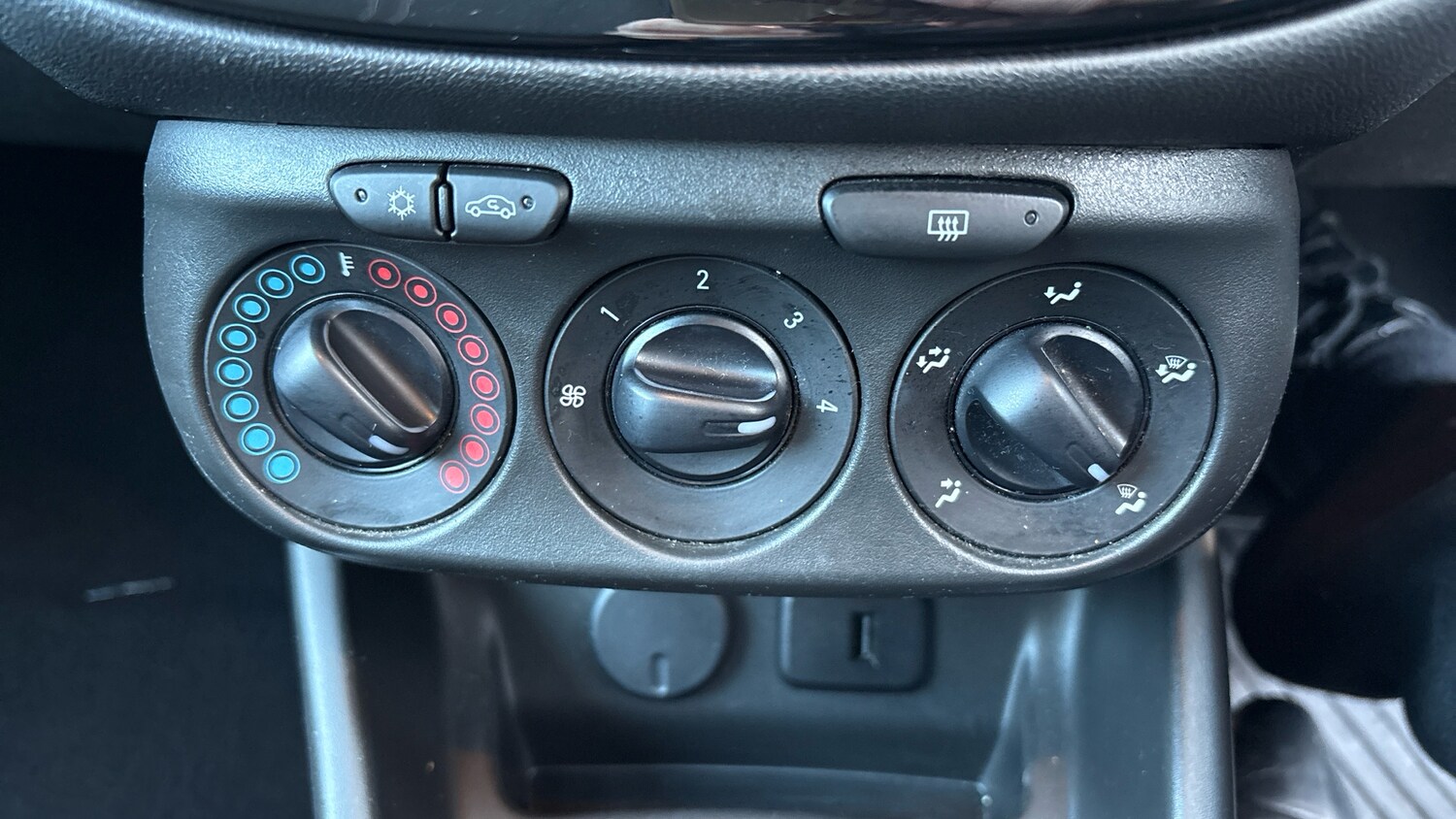 Used Vauxhall Corsa 2019 for sale - 76706248: Photo 38