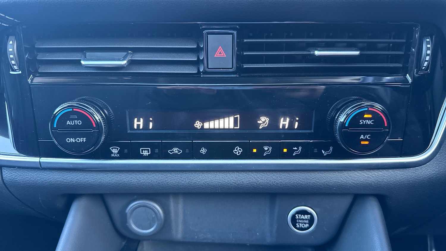 Used Nissan Qashqai 2022 for sale - 77087261: Photo 29