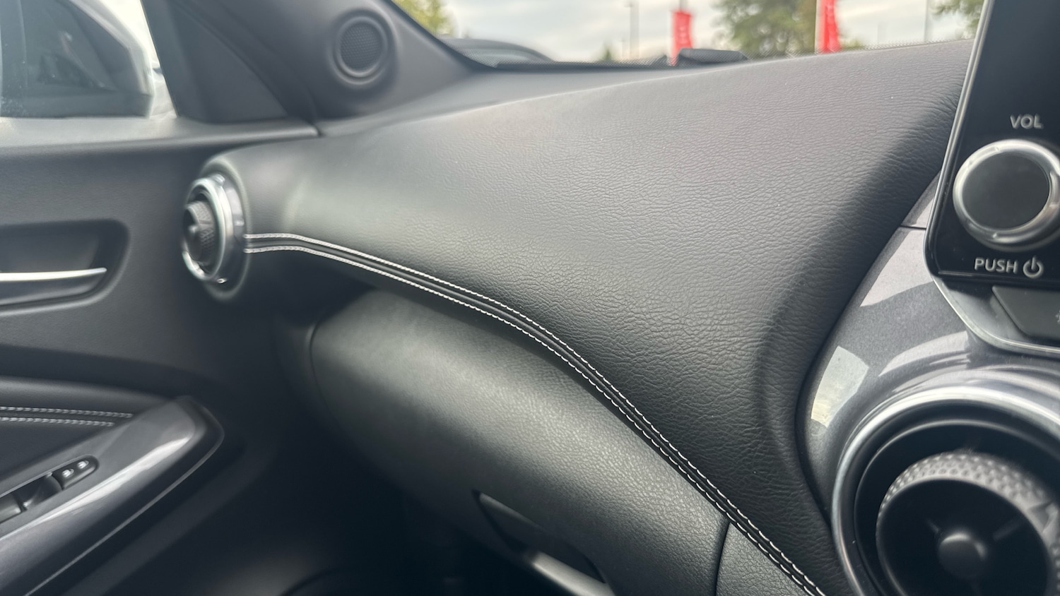 Used Nissan Juke 2022 for sale - 76170626: Photo 37