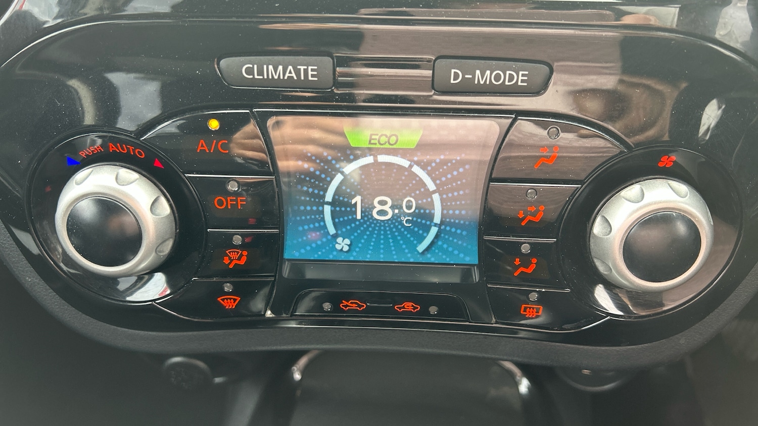 Used Nissan Juke 2019 for sale - 76343883: Photo 30