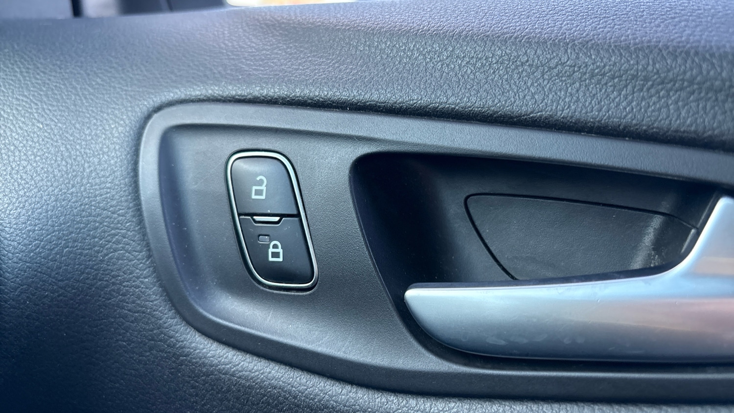 Used Ford Kuga 2018 for sale - 76640781: Photo 22