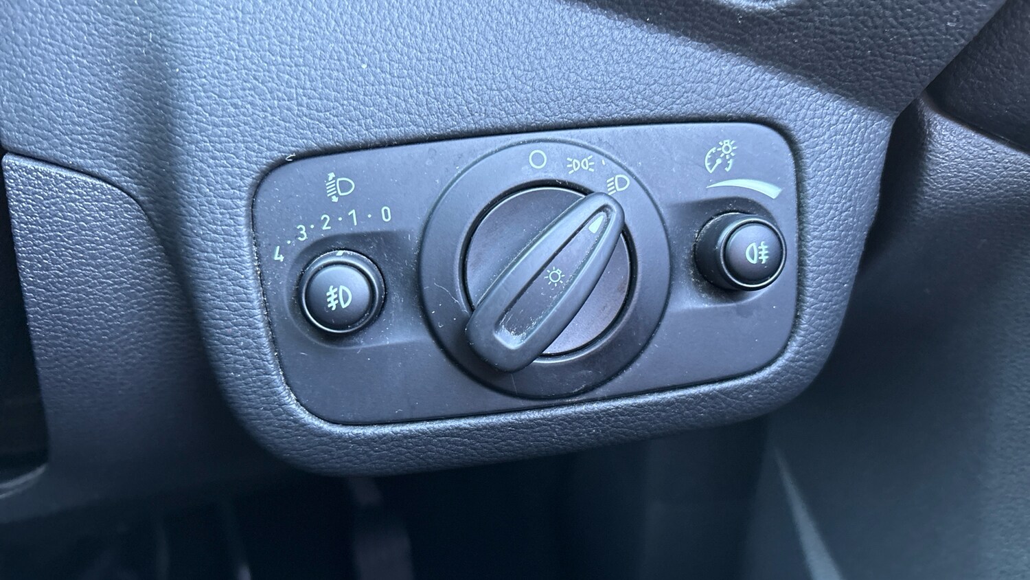 Used Ford Kuga 2018 for sale - 76640781: Photo 23