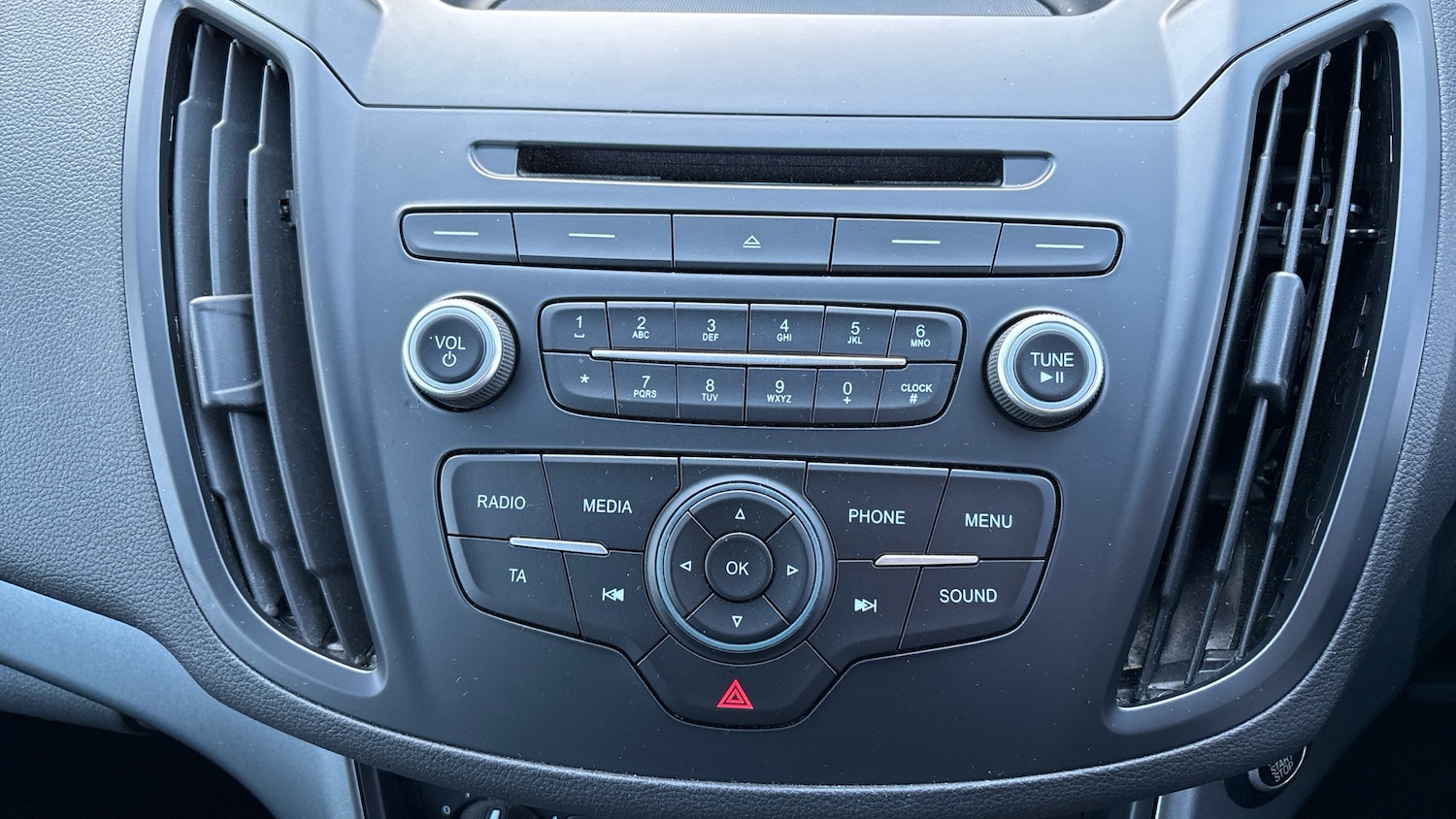 Used Ford Kuga 2018 for sale - 76640781: Photo 34